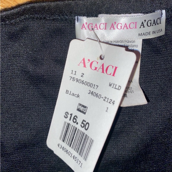 Black peplum top with needed embroidery - Picture 3 of 3